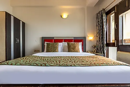 Standard room at Shilton Royal
